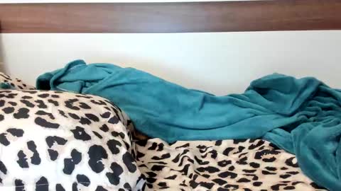 00ingrid00 online show from 12.27.24