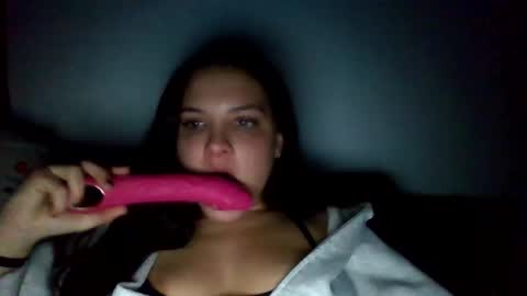 Snapshot of 00syrn chatting on 03.05.26 00Syrn online show from 03.05.26