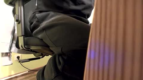 Snapshot of 0815____pet chatting on 09.11.25 Peter online show from 09.11.25