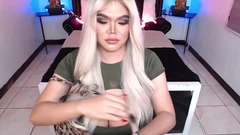 Sasha Banks online show from 12.08.24