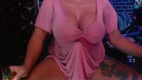 Snapshot of 11inchmonstercock4u chatting on 07.07.26 i am trixie im Your Selfsucking Mistress online show from 07.07.26