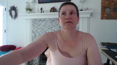 Aurora Willows online show from 04.16.26