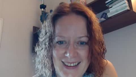 12ennie online show from 10.09.25