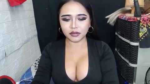 sexy kia online show from 12.15.25