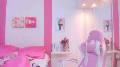 Scarlette  online show from 01.24.25