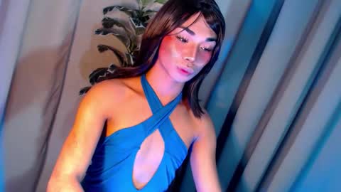 Snapshot of 18_nicole chatting on 03.30.26 barbie online show from 03.30.26