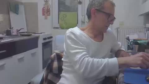 Snapshot of 1973man chatting on 03.04.26 1973man online show from 03.04.26