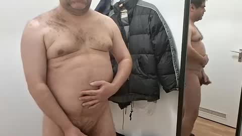 Snapshot of 19761986 chatting on 11.14.25 19761986 online show from 11.14.25