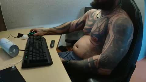 19andre90 online show from 10.24.25