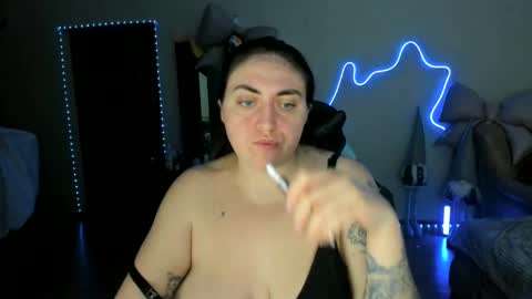 Snapshot of 1_ukrainegirl chatting on 03.01.26 1_ukrainegirl online show from 03.01.26