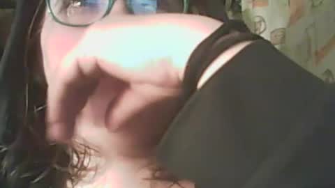 Snapshot of 1deluxepussy chatting on 02.24.25 Deluxepussy online show from 02.24.25