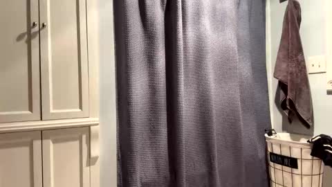 1hunglo412 online show from 09.30.25