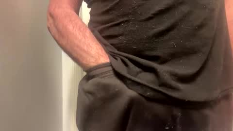 Snapshot of 1hunglo412 chatting on 02.17.26 1hunglo412 online show from 02.17.26