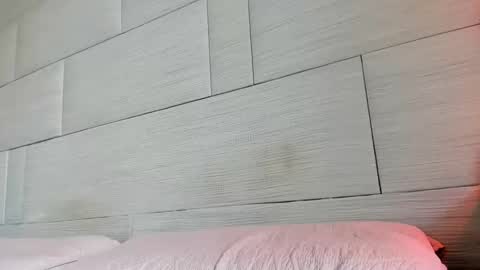 Onna online show from 02.12.25