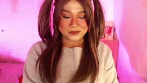 1lovelymess online show from 04.12.26