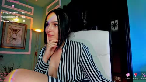 Moona  online show from 02.01.25