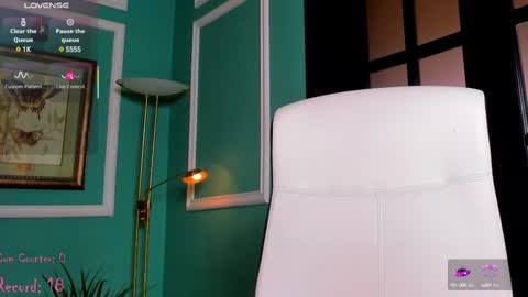 Moona  online show from 02.20.25