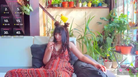 Moona  online show from 09.10.25