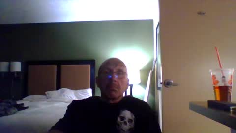 TheShyOne18 online show from 09.28.25