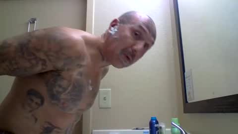 TheShyOne18 online show from 11.30.25