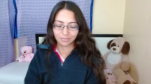 Snapshot of 1sasha_grey__1 chatting on 01.03.25 paola online show from 01.03.25