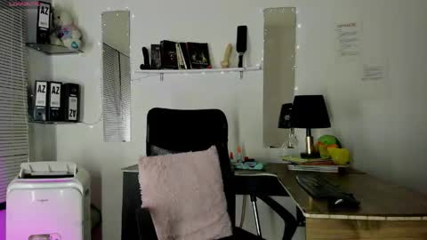 1sweetvaleria1 online show from 06.10.26