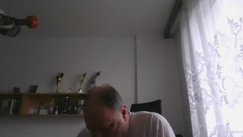 Snapshot of 1vaso chatting on 02.26.25 1vaso online show from 02.26.25