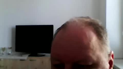 Snapshot of 1vaso chatting on 11.04.25 1vaso online show from 11.04.25