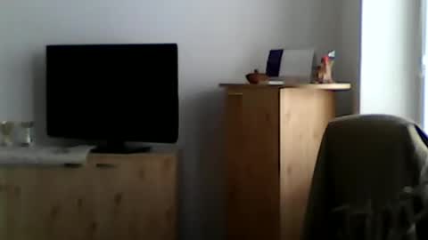 Snapshot of 1vaso chatting on 11.24.25 1vaso online show from 11.24.25