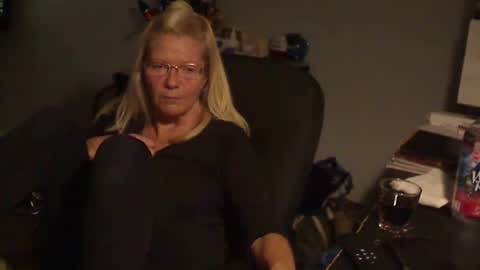 Susan online show from 12.28.24