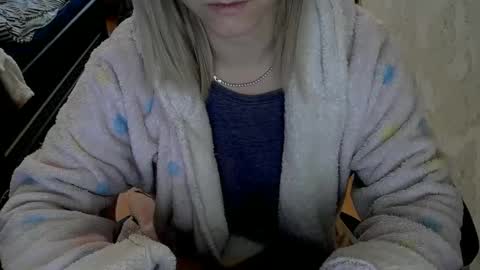 Snapshot of 1your_hot_girls chatting on 12.04.24 1your_hot_girls online show from 12.04.24