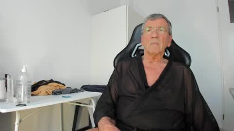 Henk online show from 04.19.26