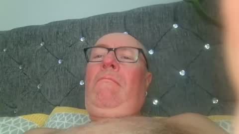 Snapshot of 211scudder chatting on 07.26.26 211skoosh online show from 07.26.26