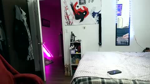 AlecurClit online show from 12.18.24