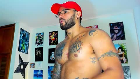 Snapshot of 27_juan chatting on 03.06.26 Yorgi online show from 03.06.26