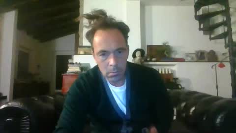 Snapshot of 27lv27 chatting on 09.30.25 27lv27 online show from 09.30.25