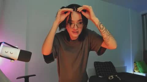 Sasha weekend from 14 to 27 November online show from 11.04.25