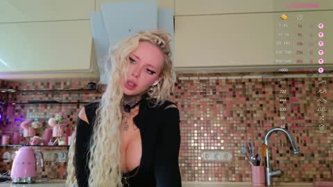 Snapshot of 2badforyou chatting on 02.16.26 30 NOV online show from 02.16.26