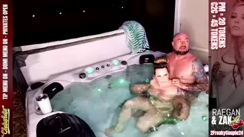 Snapshot of 2freakycouple24 chatting on 03.10.25 Zak and Raegan online show from 03.10.25