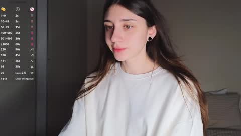 Lina       free control in pvt online show from 02.17.25