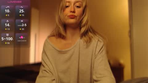 Snapshot of 2kepler22b chatting on 02.16.26 . online show from 02.16.26