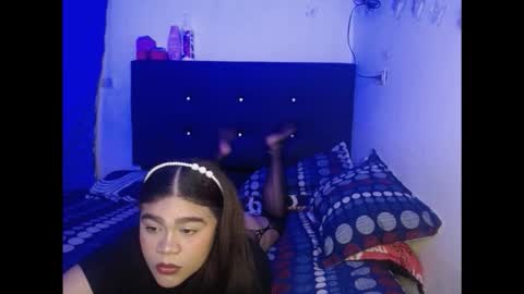 2moons_full_of_love online show from 11.07.25