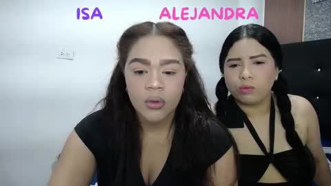 Snapshot of 2moons_full_of_love chatting on 01.15.26 2moons_full_of_love online show from 01.15.26