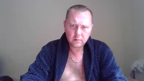 Snapshot of 2ndlipeater chatting on 05.18.26 Girts online show from 05.18.26