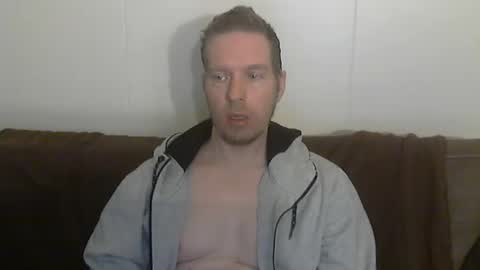 2small4you83 online show from 03.19.26