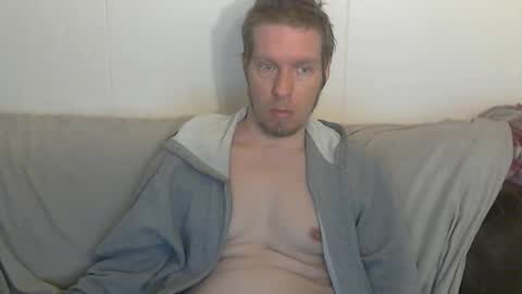 2small4you83 online show from 04.25.26