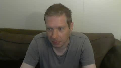 2small4you83 online show from 06.17.26