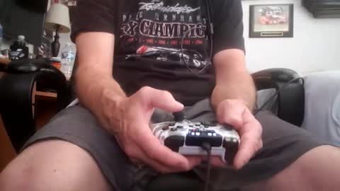 Snapshot of 3this88guy chatting on 12.15.24 Thisguy online show from 12.15.24