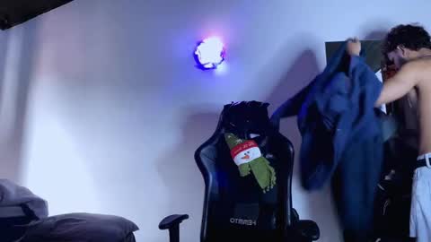 E V I L online show from 11.15.25