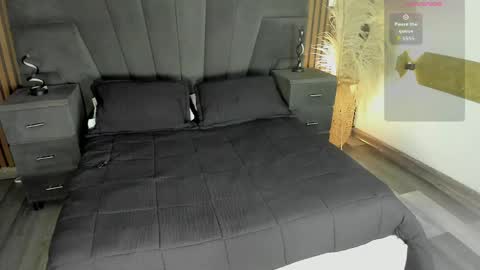 3X NAXAA online show from 04.11.26